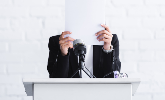 Sfaturi despre cum să depășești frica de a vorbi în public
